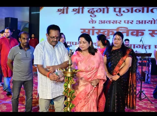 Sonbhadra news : एनटीपीसी रिहंद में श्री दुर्गा पूजा उत्सव के अंतर्गत सांस्कृतिक संध्या का हुआ भव्य आयोजन