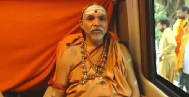 Varanasi News : गायों को स्लॉटर हाउस जाने से बचाने के लिए शंकराचार्य अविमुक्तेश्वरानन्द खुद खरीदेंगे गाय 