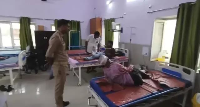 UP News : संभल में भीषण सड़क हादसे में 4 लोगों की मौत, 4 घायल 