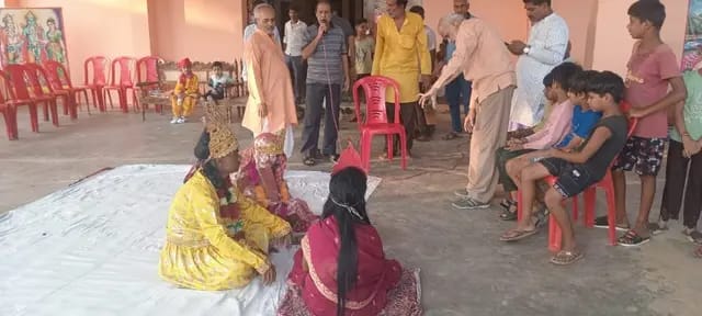 Pilibhit Uttar : बीसलपुर श्री रामलीला में पार्वती जन्म का हुआ मंचन