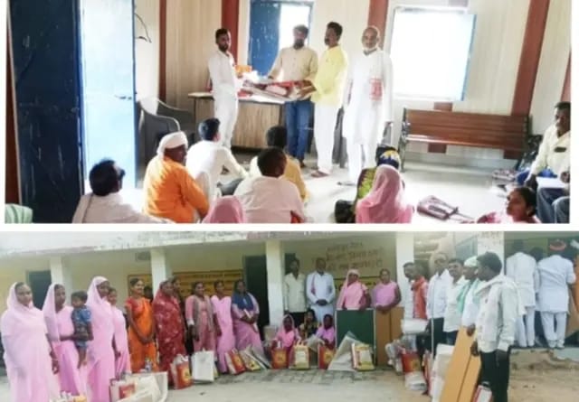 Sonbhadra News : एकल विद्यालय अभियान कार्यक्रम के तहत वितरित की गई पाठ्य सामग्री