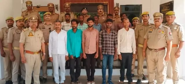 Sonbhadra News : सामूहिक दुष्कर्म और पशु तस्करी में लिप्त 5 गिरोहों पर गैंगस्टर का शिकंजा, सरगना समेत 14 आरोपी गिरफ्तार